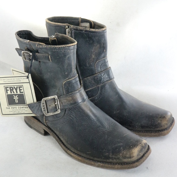 Frye Shoes - FRYE Wmns Smith Engineer Short Black Stone Boots